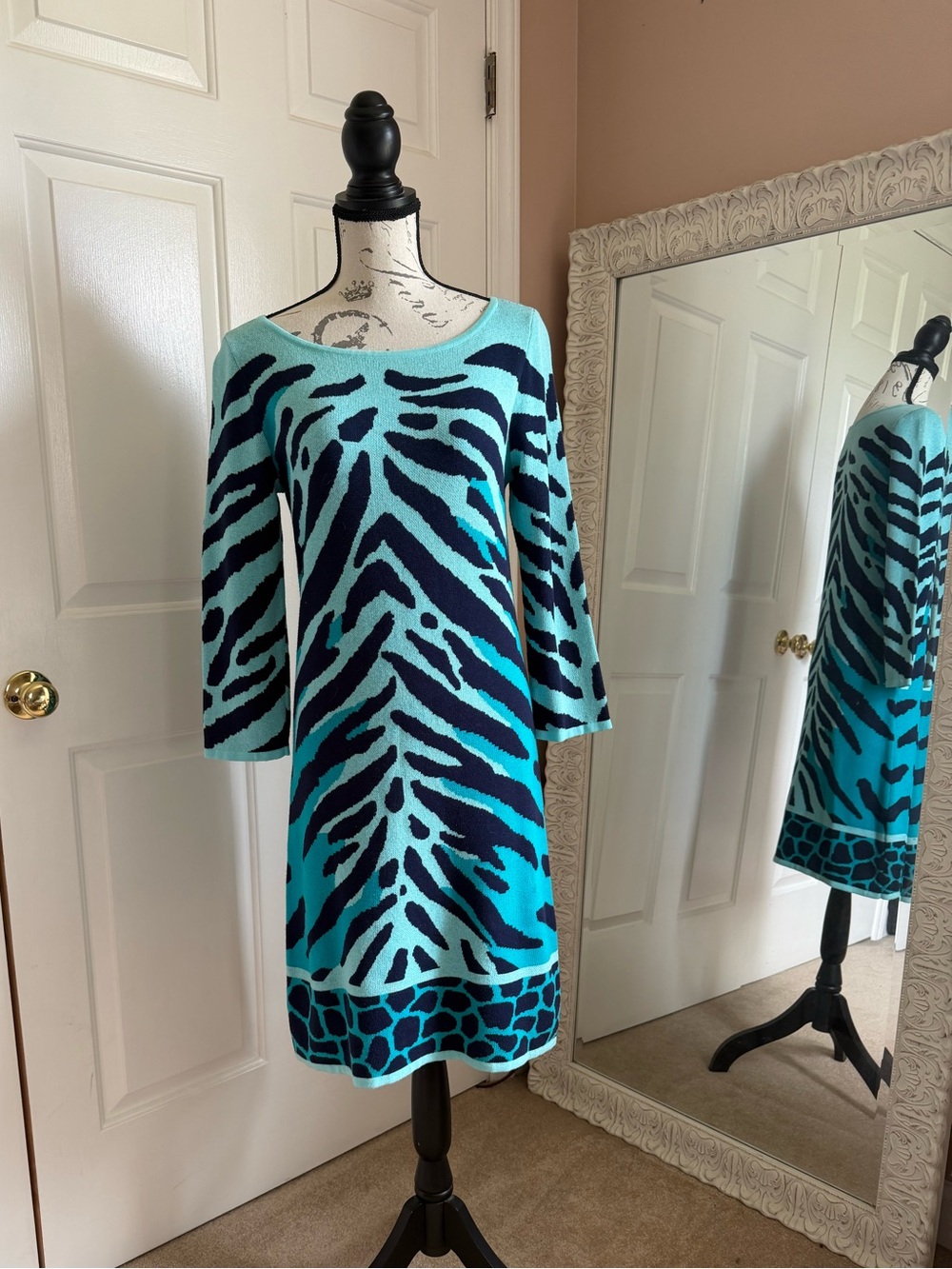 Lilly Pulitzer long sleeve sweater dress
